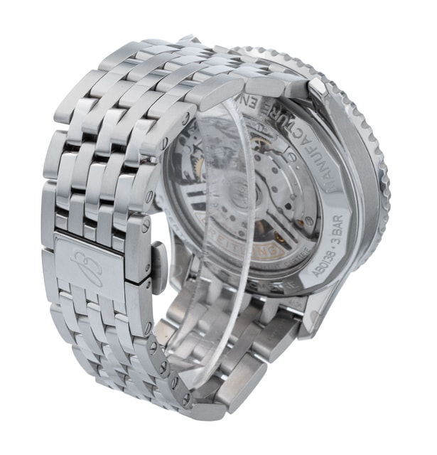 Breitling Navitimer B01 Chronograph 43 AB0138 Image 3
